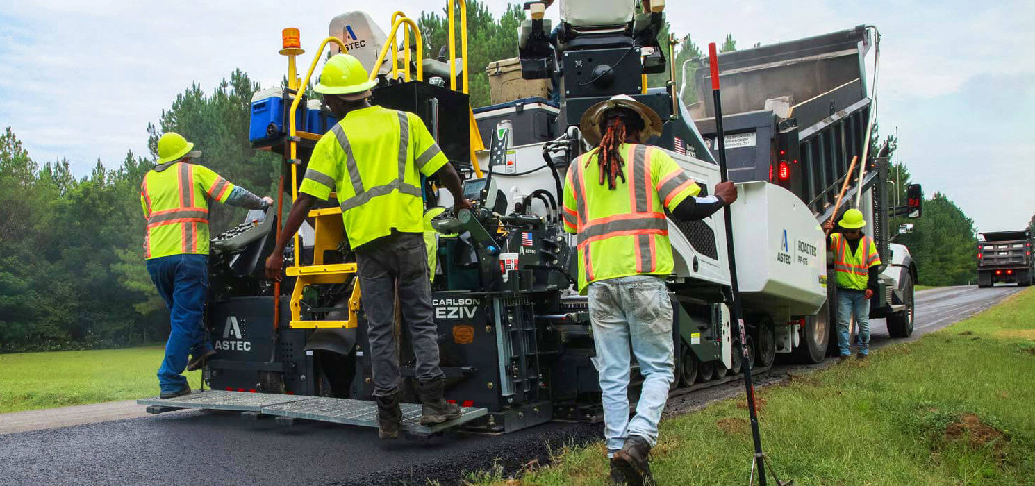 Astec Roadtec RP-175f Highway Class Asphalt Paver